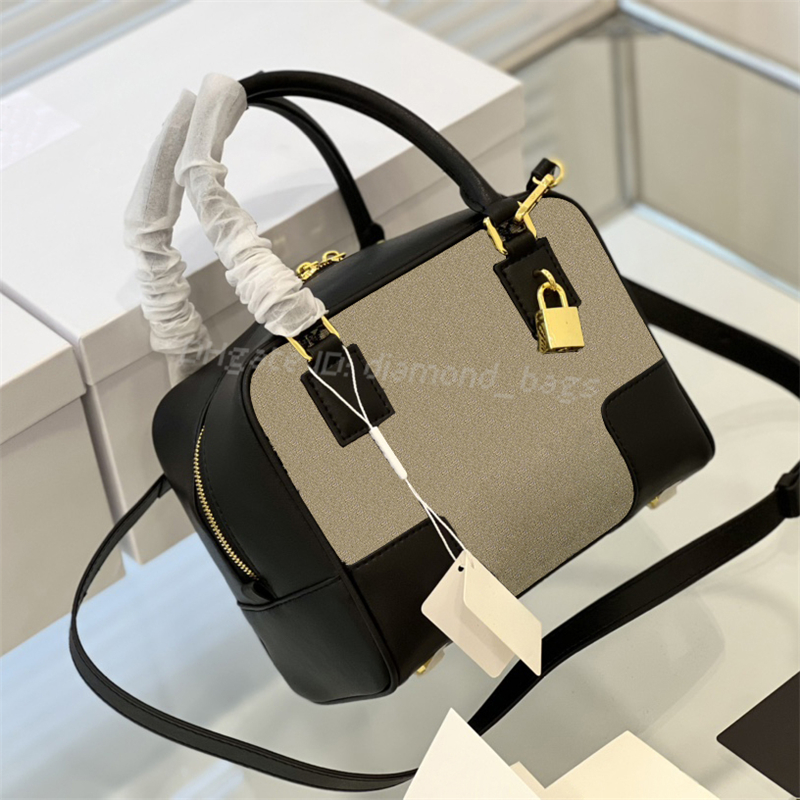 Classic handbag women shoulder bags designer tote casual clutch shopping zipper wallet chain crossbody handbags lady purse fashion camera bag womens envelope bags, Black
Classic handbag women shoulder bags designer tote casual clutch shopping zipper wallet chain crossbody handbags lady purse fashion camera bag womens envelope bags, Black