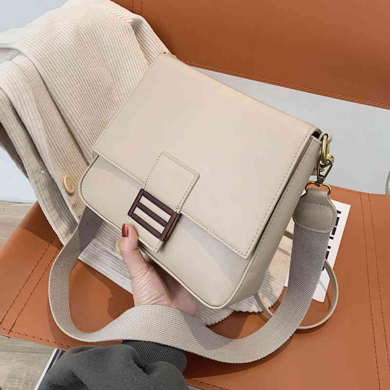 Purses Discount red bag female version new simple wide shoulder strap small square large capacity versatile diagonal cross purse, Khaki
Purses Discount red bag female version new simple wide shoulder strap small square large capacity versatile diagonal cross purse, Khaki