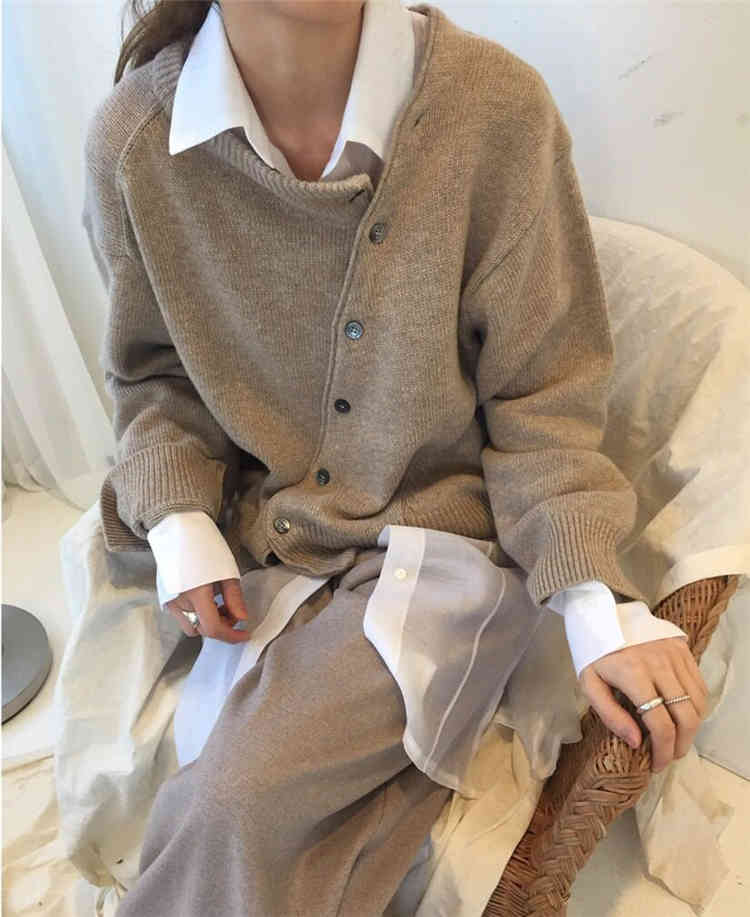 Colorfaith New Winter Spring Women's Sweaters Irregular Buttons Cardigans Fashionable Korean Ladies Knitwears SWC8562 210413