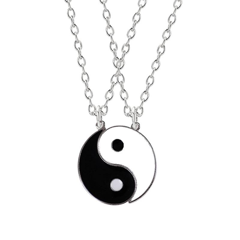 Pendant Necklaces Fashion Couple Necklace Chinese Style Retro Yin Yang Tai Chi Alloy For Friend Birthday Gift Friendship Jewelry 2021
Pendant Necklaces Fashion Couple Necklace Chinese Style Retro Yin Yang Tai Chi Alloy For Friend Birthday Gift Friendship Jewelry 2021