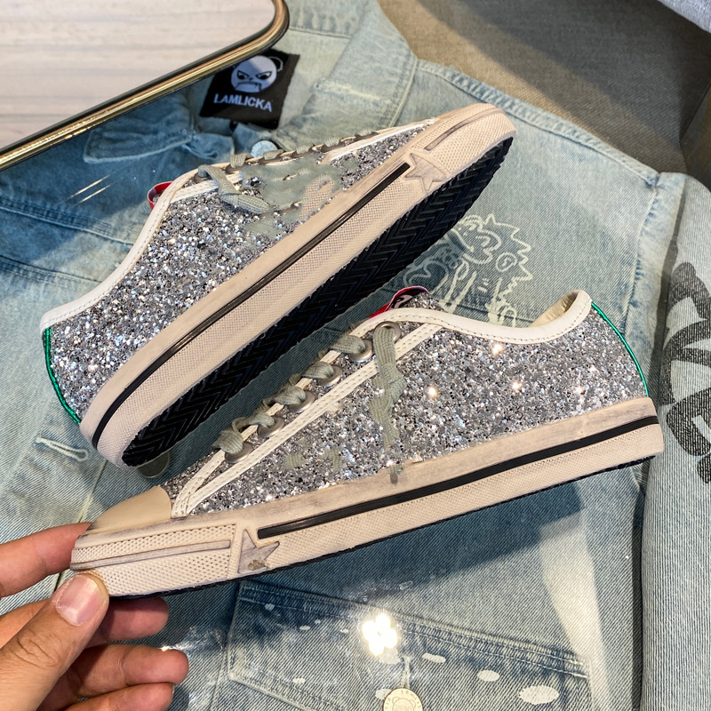 Germany Deluxe Brand Golden Sneakers Super Star Sequin Classic White Do-old Dirty Shoes Goose Designer Man Women Casual Shoes 34-45, 25#
Germany Deluxe Brand Golden Sneakers Super Star Sequin Classic White Do-old Dirty Shoes Goose Designer Man Women Casual Shoes 34-45, 25#
