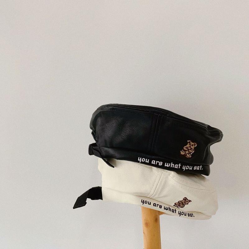 Berets 2021 Ball Children Korean Hat Simple Leather Tide Treasure Girls Beret Hip-hop Bear Flat Navy 52-54cm, White
Berets 2021 Ball Children Korean Hat Simple Leather Tide Treasure Girls Beret Hip-hop Bear Flat Navy 52-54cm, White