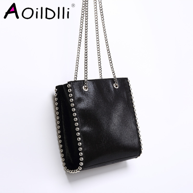 Vintage Large Capacity Totes Fashion Chain Rivet Women Shoulder Bags Lady Designer Luxury Pu Leather Handbags Purses Bucket, Black
Vintage Large Capacity Totes Fashion Chain Rivet Women Shoulder Bags Lady Designer Luxury Pu Leather Handbags Purses Bucket, Black