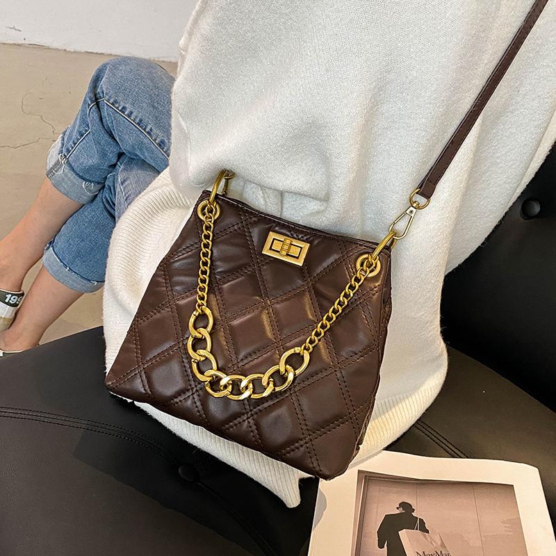 Evening Bags Small PU Leather Crossbody For Women 2021 Lux Handbags And Purses Women's Bucket Shoudler Cross Body Hand Bag
Evening Bags Small PU Leather Crossbody For Women 2021 Lux Handbags And Purses Women's Bucket Shoudler Cross Body Hand Bag
