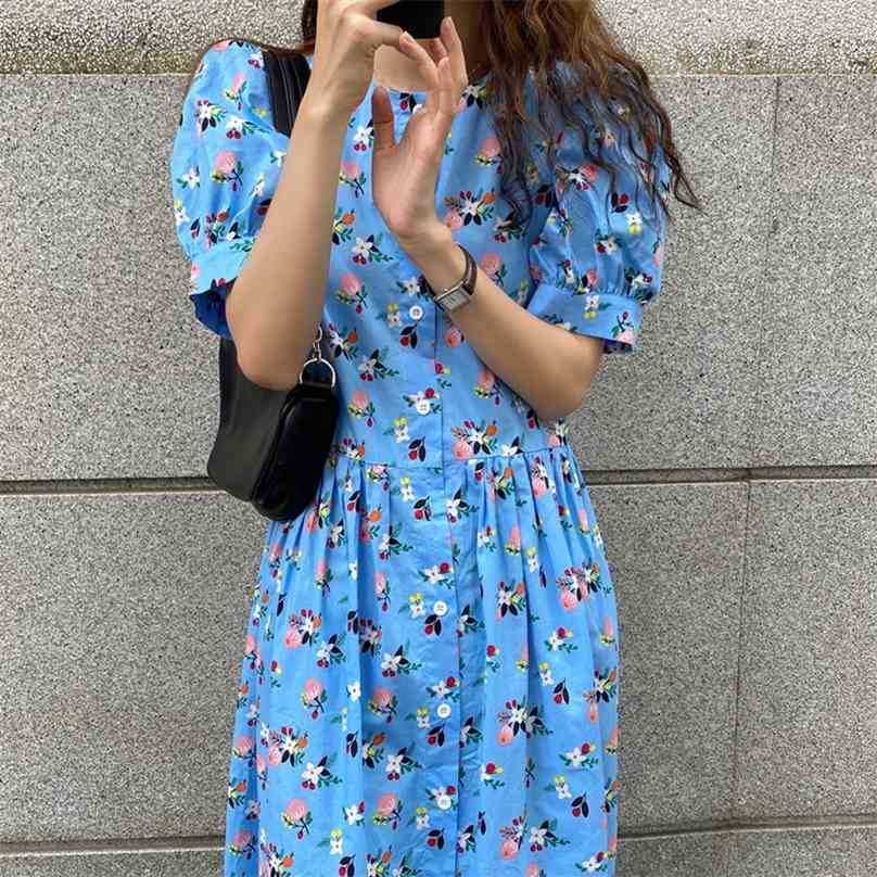 Summer Vintage Streetwear French Loose Retro Elegant Floral Printing Sweet Long Dresses Vestidos 210525, Blue
Summer Vintage Streetwear French Loose Retro Elegant Floral Printing Sweet Long Dresses Vestidos 210525, Blue