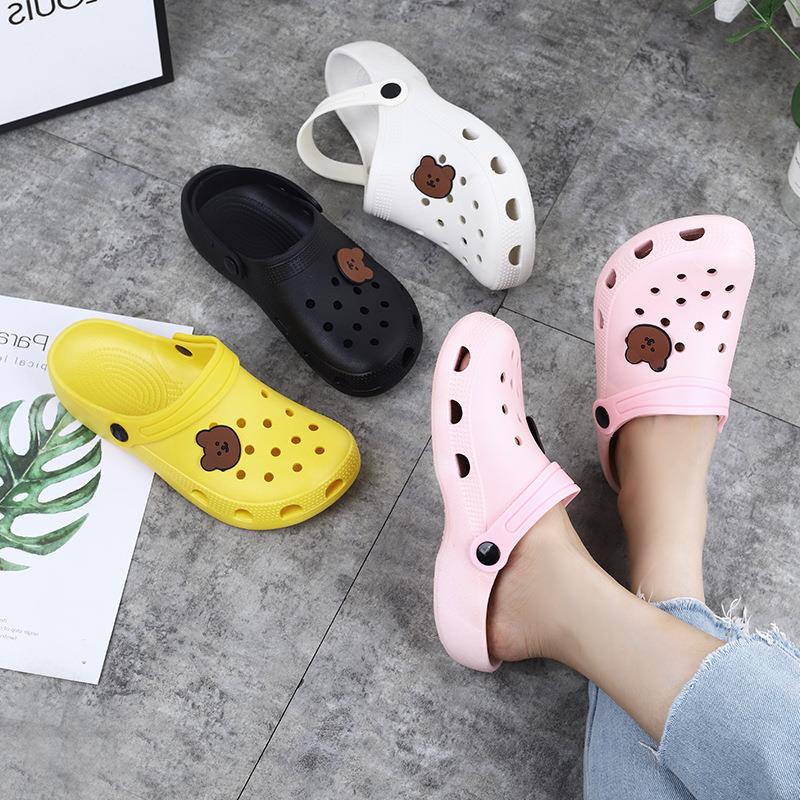 Slippers women's summer new fashion Baotou sandals bird's nest hole shoes beach breathable casual students wear Wmcof, Slippers women black
Slippers women's summer new fashion Baotou sandals bird's nest hole shoes beach breathable casual students wear Wmcof, Slippers women black