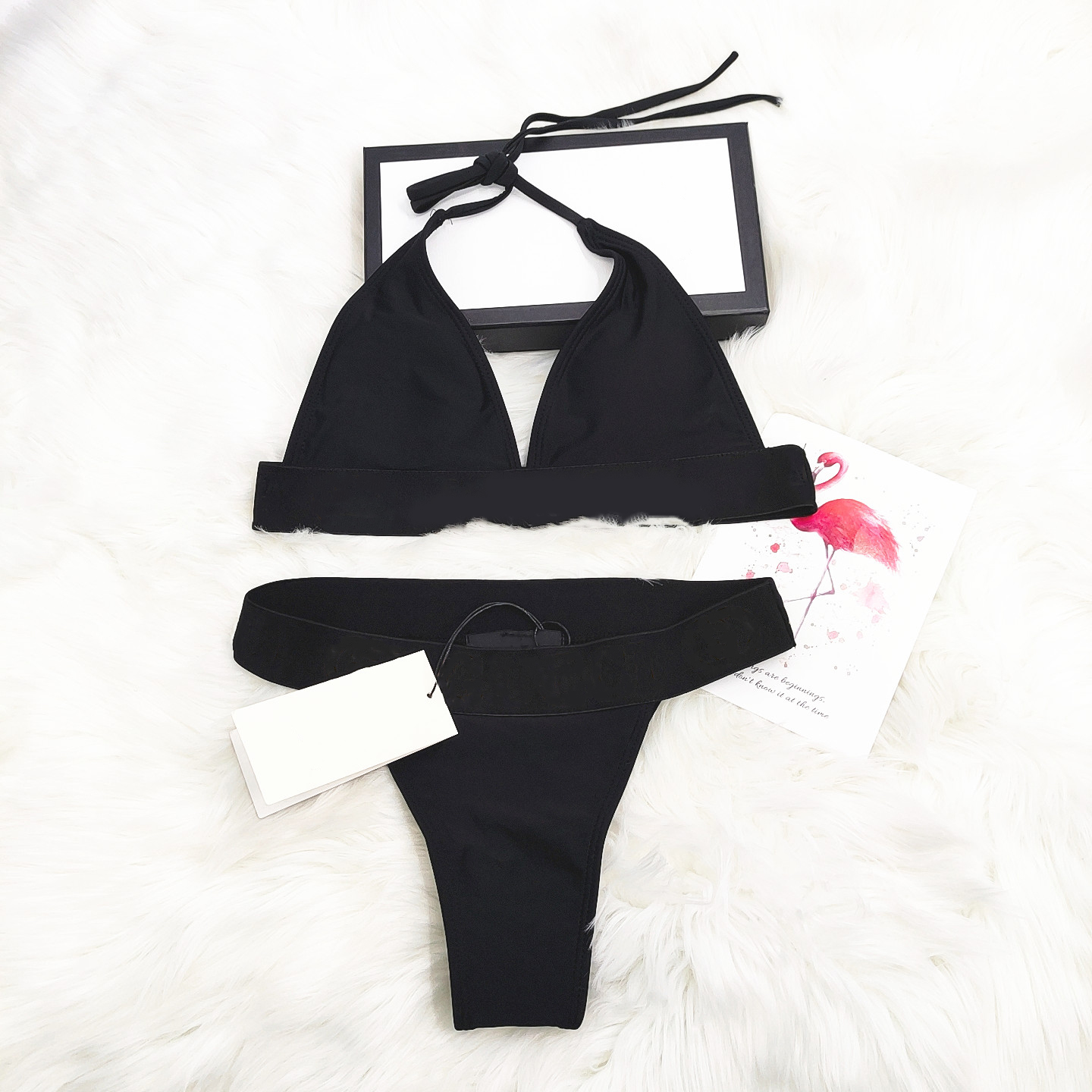 2022 Women Apparel designer swimwear two-piece suit BIKINI lingerie designers swimsuit hot style, White;black
2022 Women Apparel designer swimwear two-piece suit BIKINI lingerie designers swimsuit hot style, White;black
