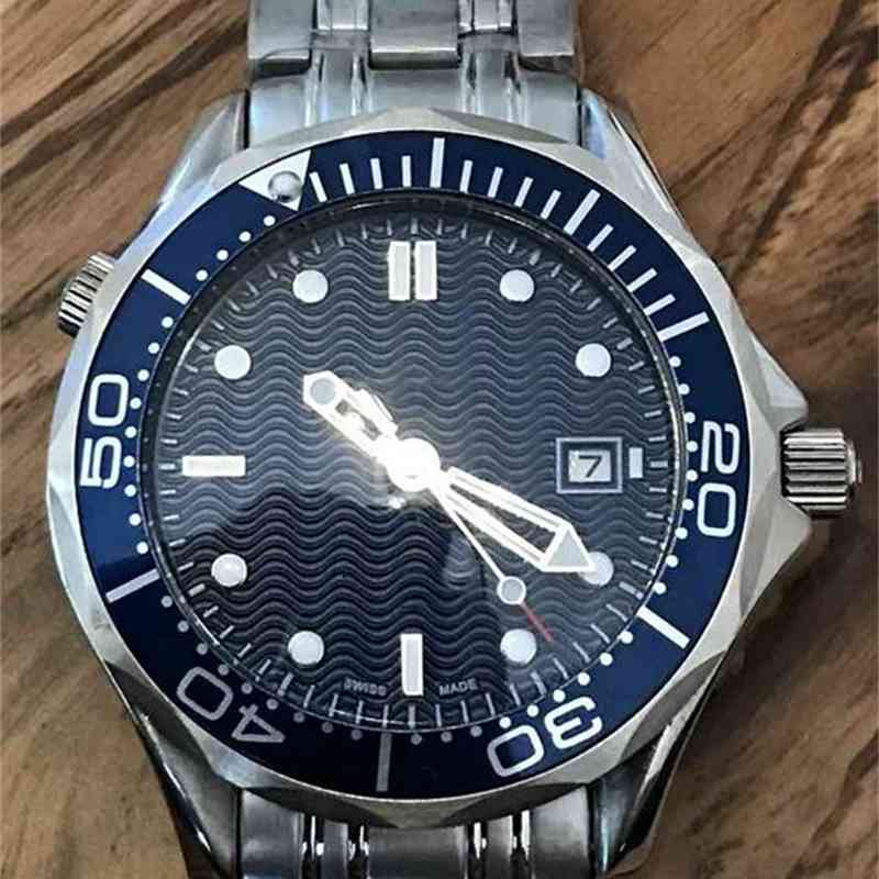 007 Black dial Limited Edition men's watch professional timer, stainless steel automatic watch 43mm. First-class quality, the lowest price.
007 Black dial Limited Edition men's watch professional timer, stainless steel automatic watch 43mm. First-class quality, the lowest price.