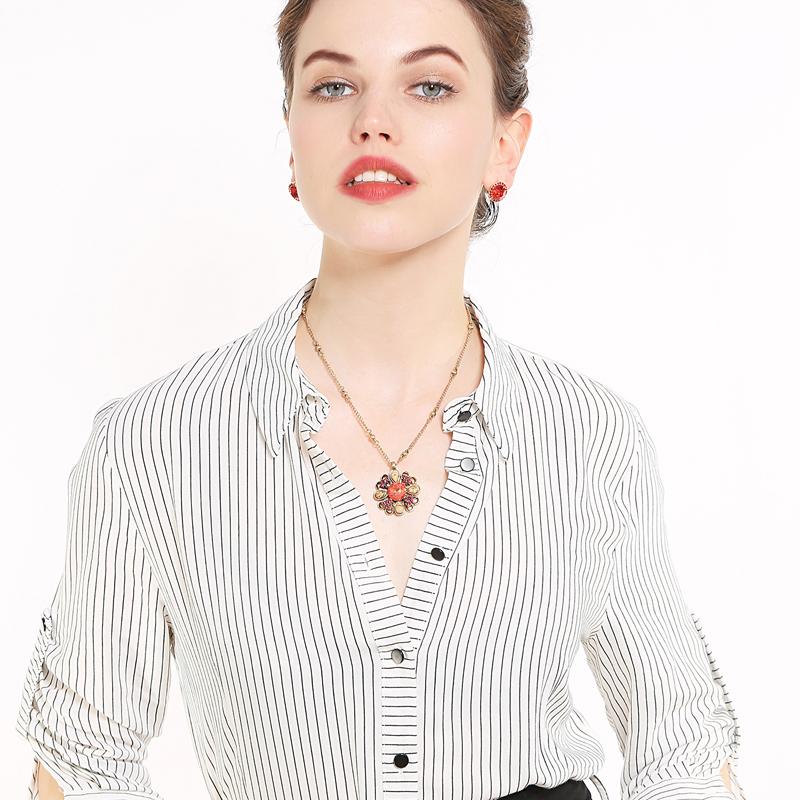 Pendant Necklaces Bohemia Vintage Fashion 2021 Blue/Red Color Natural Stone Necklace For Women Statement Jewelry Accessory Wholesale
Pendant Necklaces Bohemia Vintage Fashion 2021 Blue/Red Color Natural Stone Necklace For Women Statement Jewelry Accessory Wholesale