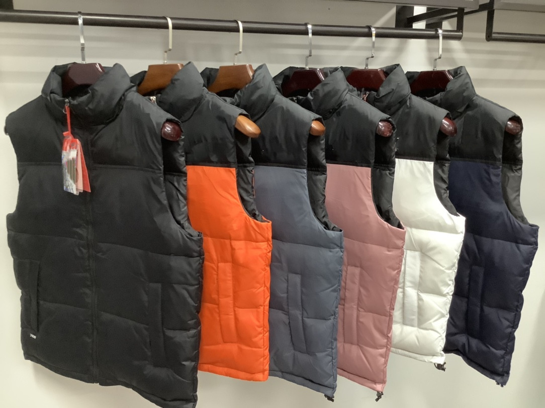 Fashion Men vest Down cotton waistcoat designs Mens and women's No Sleeveless Jacket puffer Autumn Winter Casual Coats Couples vests Keep warm Coat 1996, White
Fashion Men vest Down cotton waistcoat designs Mens and women's No Sleeveless Jacket puffer Autumn Winter Casual Coats Couples vests Keep warm Coat 1996, White