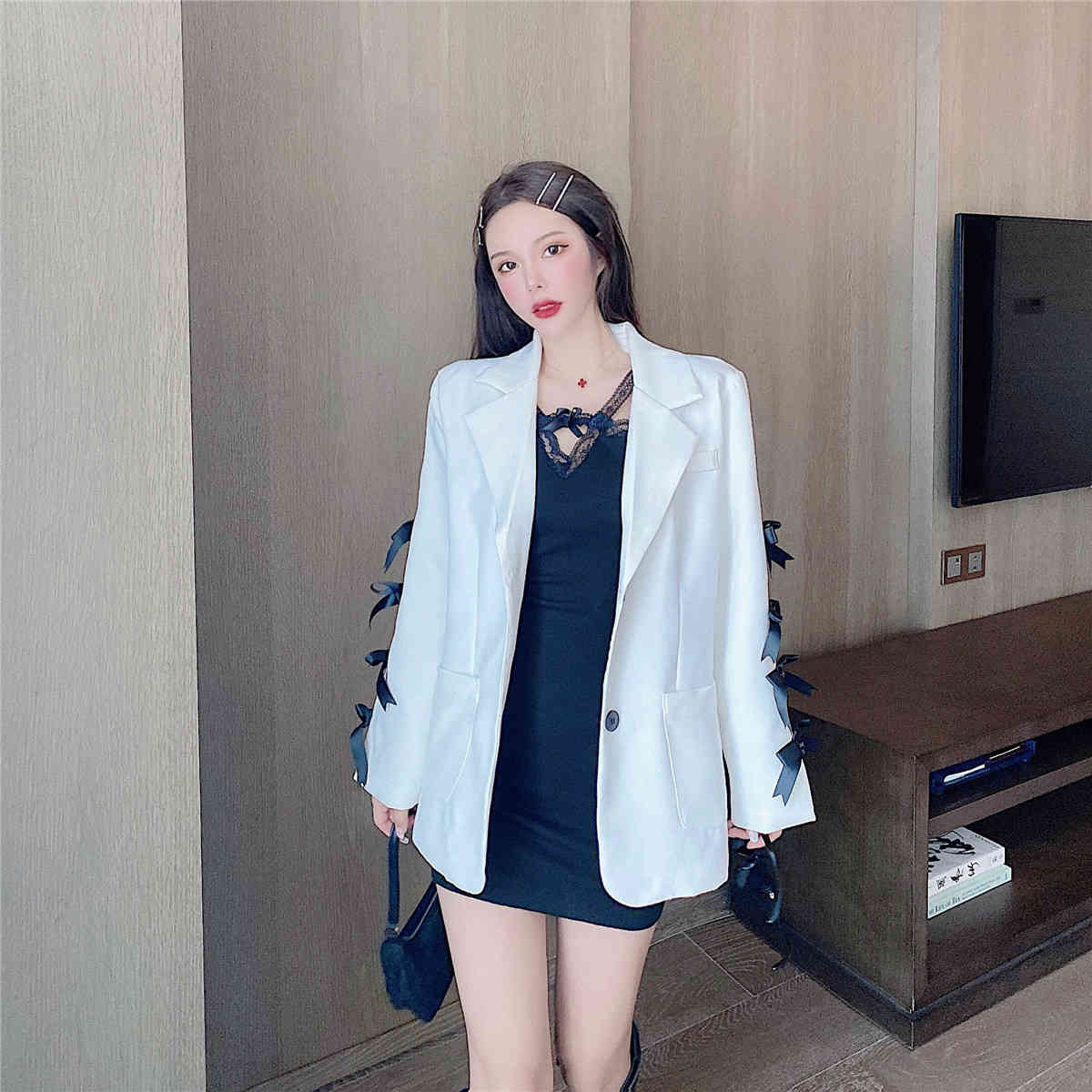 Nomikuma Women Blazer Coat Korean Bowknot Patchwork Hollow-out Suit Jacket Causal Notched Collar Long Sleeve Blazer Femme 6D395 210427