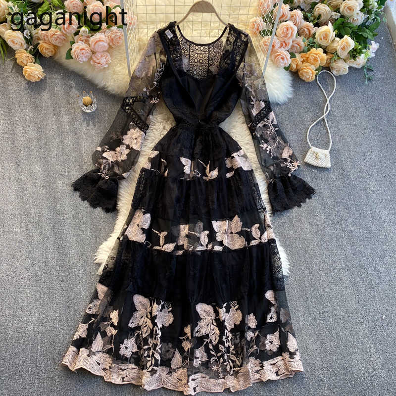 French Vintage O-Neck High Waist Vestidos Long Sleeve Lace Embroidery Fashion Hollow Out Women Dresses Office Ladies 210601