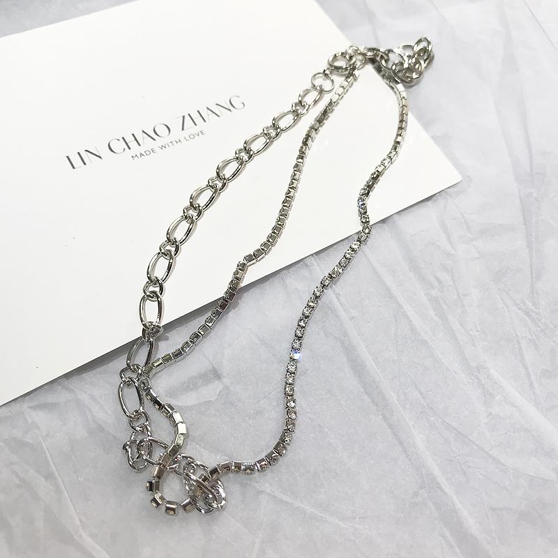 Pendant Necklaces ABC Jointing Little Devil Chain Drill Choker Concise Everyday Fashion Recommended Collar Minimali Electroplated Necklace
Pendant Necklaces ABC Jointing Little Devil Chain Drill Choker Concise Everyday Fashion Recommended Collar Minimali Electroplated Necklace