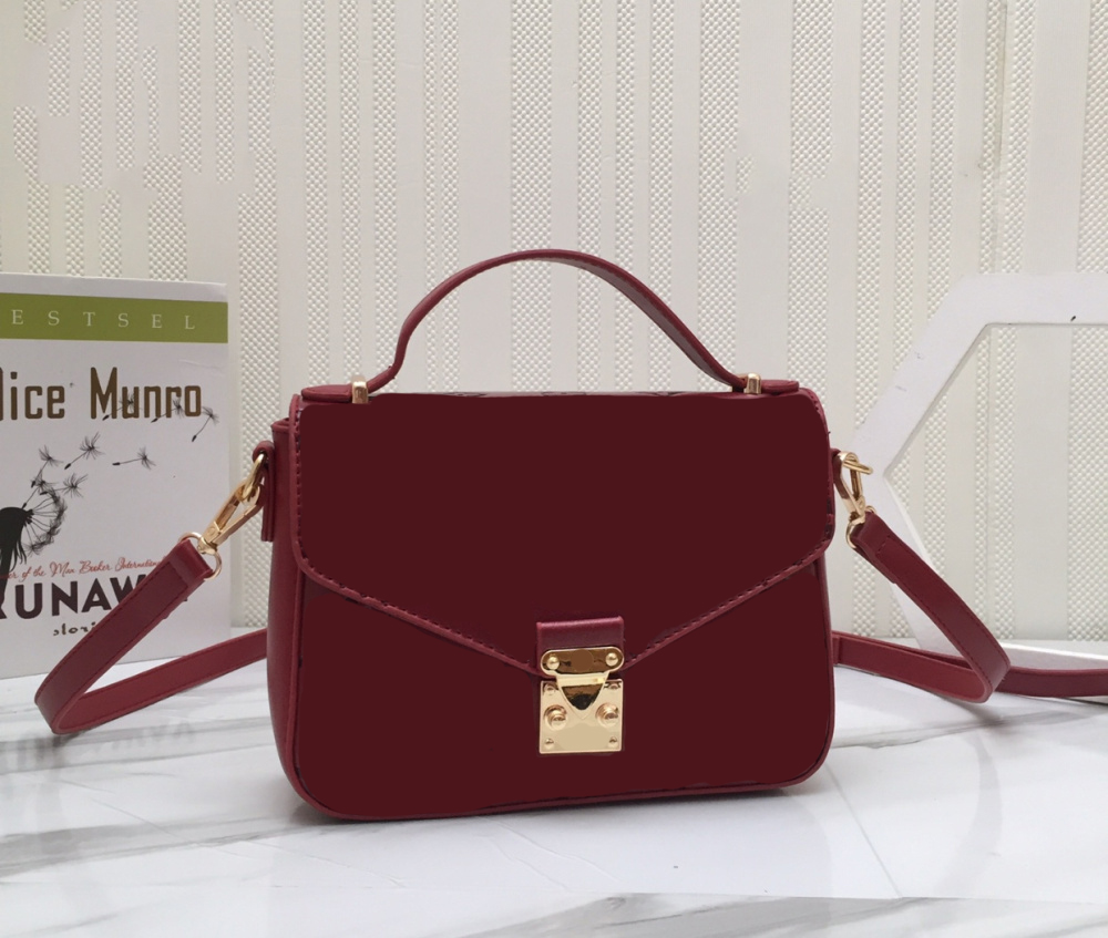 Fashion Women Handbags Shoulder Bags Cross Body Leather Print Pattern Luxury Messenger Bag Totes, Red
Fashion Women Handbags Shoulder Bags Cross Body Leather Print Pattern Luxury Messenger Bag Totes, Red
