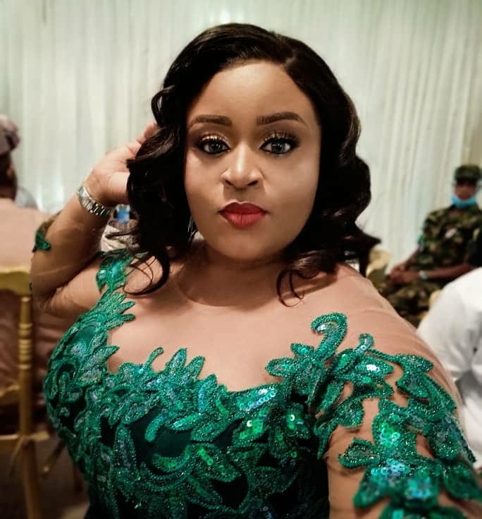 2021 Plus Size Arabic Aso Ebi Hunter Green Mermaid Prom Dresses Lace Beaded Sheer Neck Evening Formal Party Second Reception Gowns Dress ZJ224