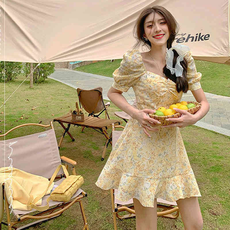Square Collar Yellow Mini Dress Women Short Sleeve Sweet Floral Printed Dress Beach Elegant Dress Korean Summer 210521