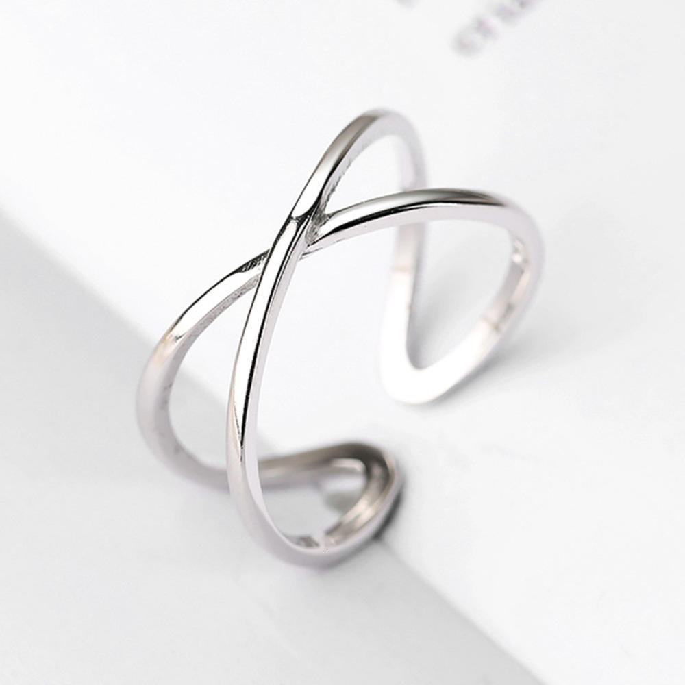 wind 925 jewelry minimalist female cross index finger japanese and korean chaozhou people's ring, simple personality, Black
wind 925 jewelry minimalist female cross index finger japanese and korean chaozhou people's ring, simple personality, Black