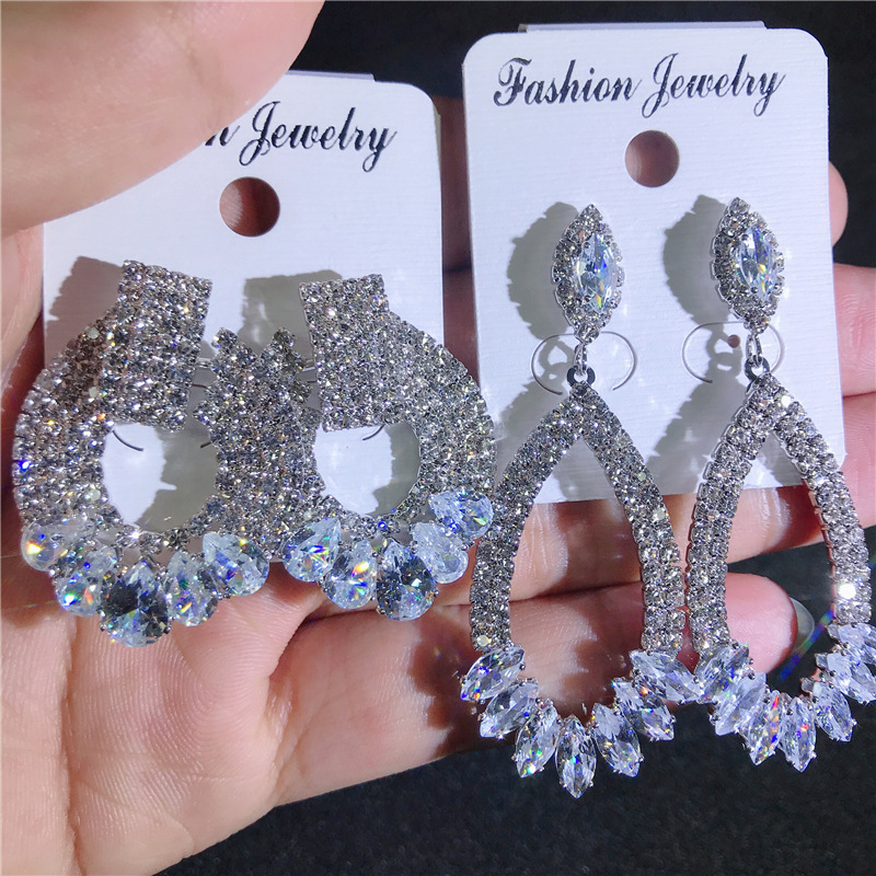 Iced Out Earrings Rhinestone Tassel Drop Dangles Bling Cubic Zirconia Star Flower Design Women Fashion Jewelry Wedding Party Street Hypoallergenic Cha