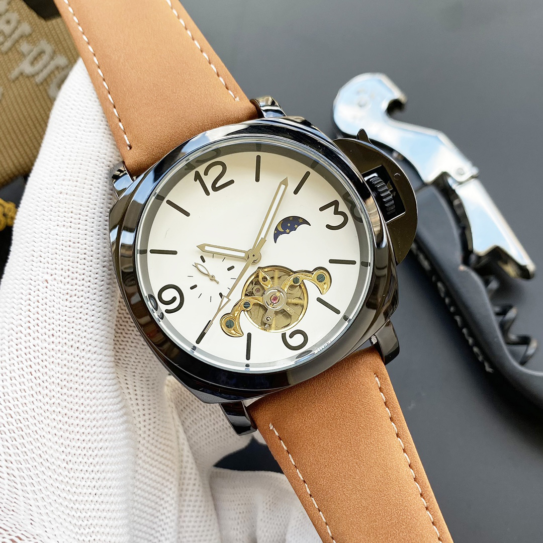 Men's Luminous Watch Mechanical Self-Winding Movement Blue Glass Surface Leather Strap Stainless Steel Case Surface Diameter 44 Thickness 14, Black
Men's Luminous Watch Mechanical Self-Winding Movement Blue Glass Surface Leather Strap Stainless Steel Case Surface Diameter 44 Thickness 14, Black