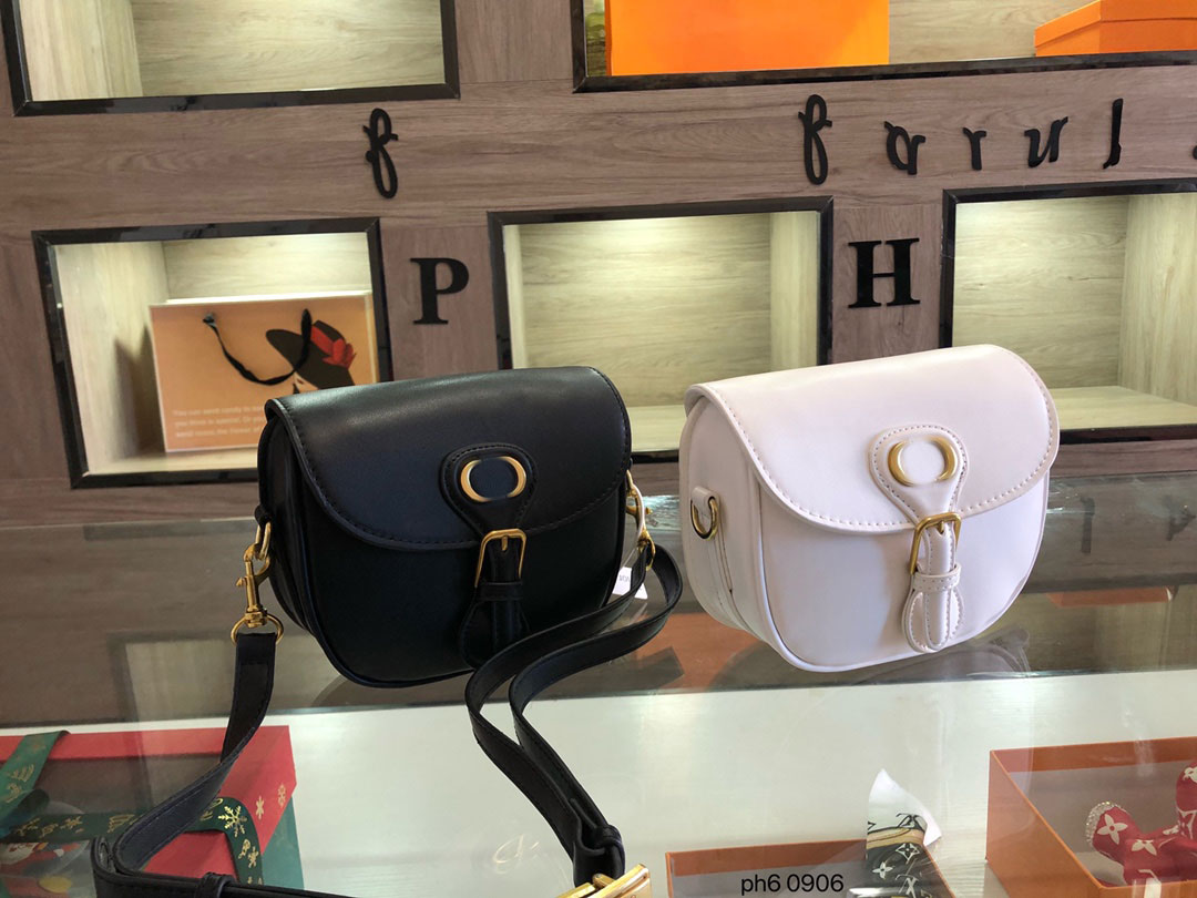 top fashion luxury famous brand lady messenger bag retro high quality outdoor travel shopping handbag star celebrity inspiration embroidery shoulder bags
top fashion luxury famous brand lady messenger bag retro high quality outdoor travel shopping handbag star celebrity inspiration embroidery shoulder bags