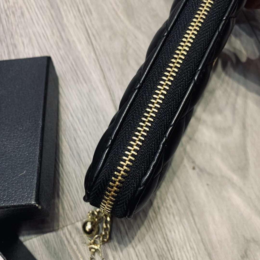 LVLOUISVITTON VUTTON Bags High Quality Fashion Ladies Card Holder Wallets Pocket Luxury Designer Long Wallet for Women UwQ, Black
LVLOUISVITTON VUTTON Bags High Quality Fashion Ladies Card Holder Wallets Pocket Luxury Designer Long Wallet for Women UwQ, Black