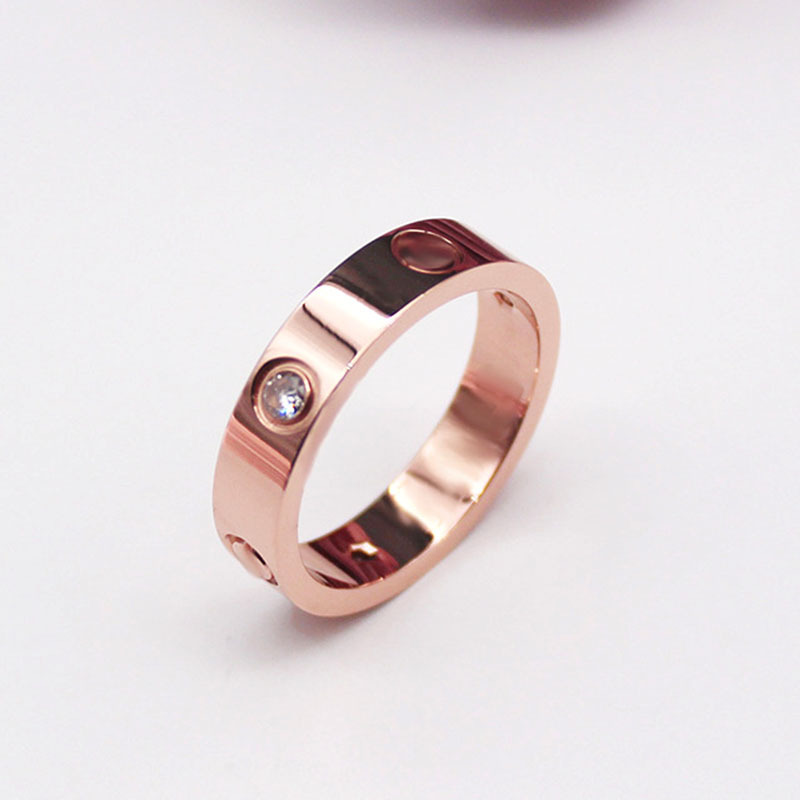 Classic Design Women Lover screw Ring 3 Colors with CZ diamond titanium Steel Couple Rings Fashion lady Jewelry Wholesale
Classic Design Women Lover screw Ring 3 Colors with CZ diamond titanium Steel Couple Rings Fashion lady Jewelry Wholesale