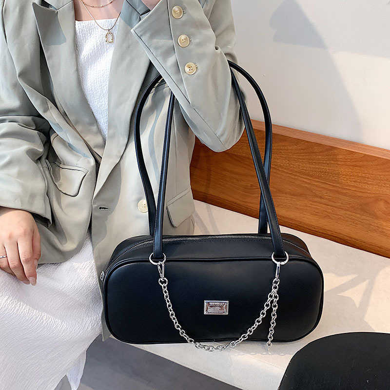 female 2021 new underarm trend Tote Bag French stick advanced sense of foreign temperament single shoulder bag, Blue
female 2021 new underarm trend Tote Bag French stick advanced sense of foreign temperament single shoulder bag, Blue