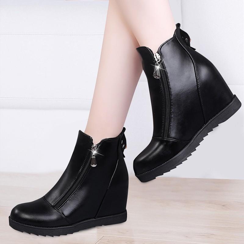 Boots Winter Women Fur Plush Warm Shoes Woman Black White Pu Leather Fashion Round Toe Zip Snow Wedges Ladies
Boots Winter Women Fur Plush Warm Shoes Woman Black White Pu Leather Fashion Round Toe Zip Snow Wedges Ladies