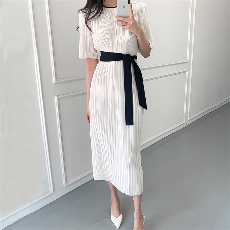 Korean Chic Women Dress Office Ladies Casual Pleated Short Sleeve Dresses Bandage Lacing Bow OL Vestidos Femme Elegant 210519, White
Korean Chic Women Dress Office Ladies Casual Pleated Short Sleeve Dresses Bandage Lacing Bow OL Vestidos Femme Elegant 210519, White