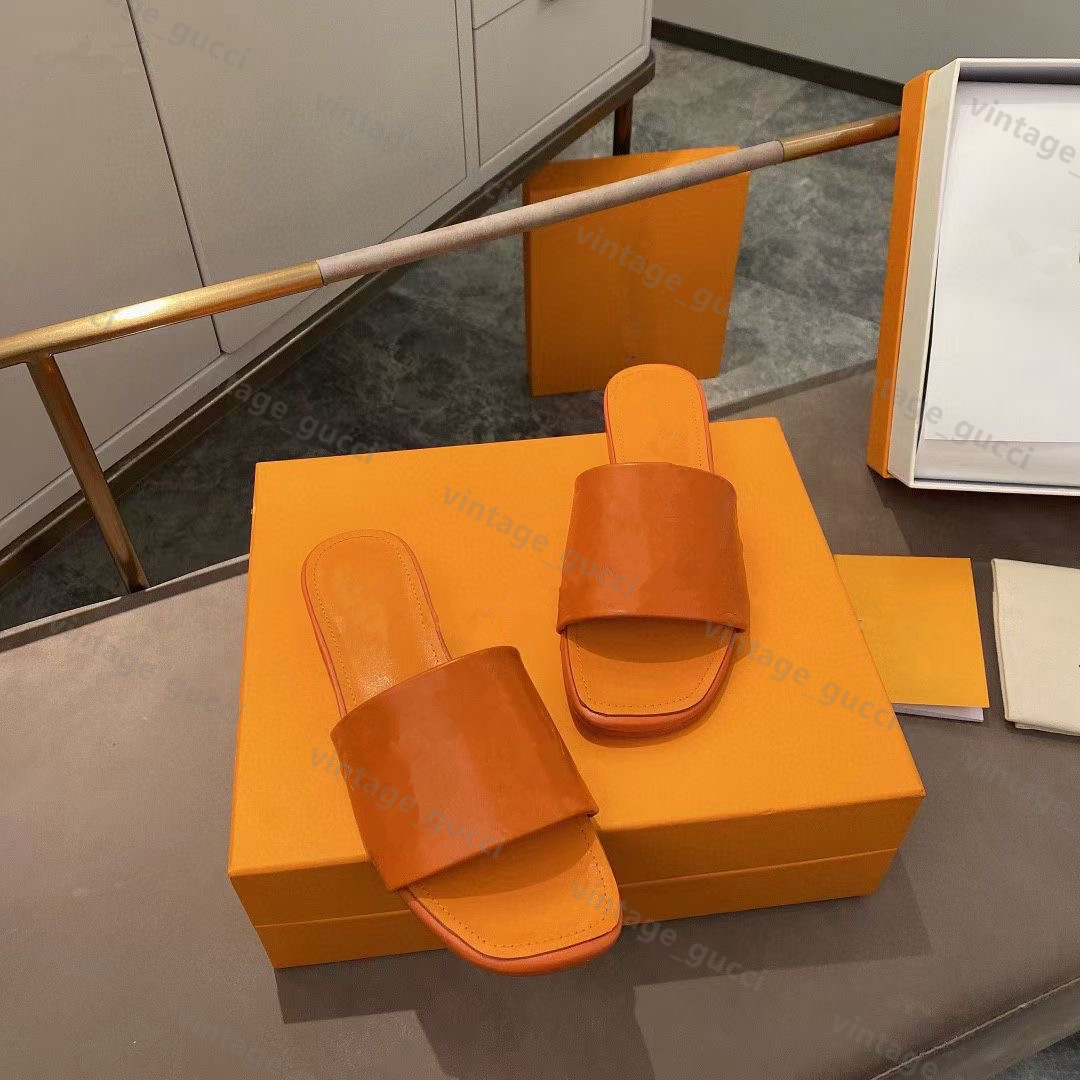2021 Luxury designers slippers women high heel slipper slides sandals woman shoes fashion summer ladies flats middle heels sandal slide with box, Black
2021 Luxury designers slippers women high heel slipper slides sandals woman shoes fashion summer ladies flats middle heels sandal slide with box, Black