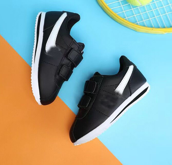 Leather Child Sport Shoes/ Boys Girls Sneakers,Casual Athletic Shoe Children Running Sneaker for Kids hook loop size 22-35, 07
Leather Child Sport Shoes/ Boys Girls Sneakers,Casual Athletic Shoe Children Running Sneaker for Kids hook loop size 22-35, 07