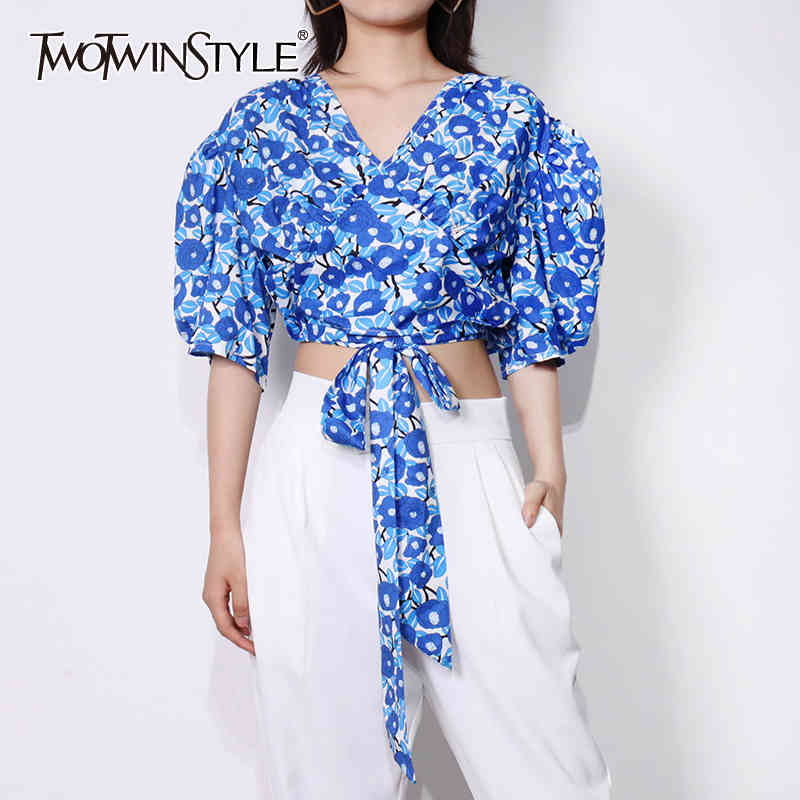 Blue Print Lace Up Bowknot Shirts For Women V Neck Puff Half Sleeve Casual Short Blouses Female Summer Fashion 210524
Blue Print Lace Up Bowknot Shirts For Women V Neck Puff Half Sleeve Casual Short Blouses Female Summer Fashion 210524