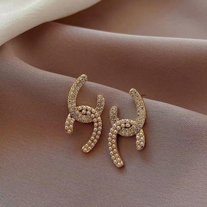 Dangle & Chandelier Design Sense Geometric Pearl Zircon Cross Gold Drop Earrings Korean Fashion Jewelry Gothic Girl's Unusual For Woman
Dangle & Chandelier Design Sense Geometric Pearl Zircon Cross Gold Drop Earrings Korean Fashion Jewelry Gothic Girl's Unusual For Woman