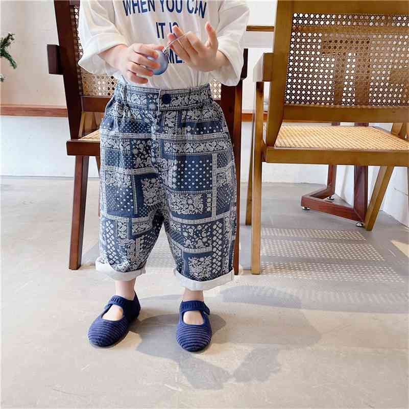Autumn baby girls retro printing loose trousers Spring cotton casual all-match harem pants 210708, Blue
Autumn baby girls retro printing loose trousers Spring cotton casual all-match harem pants 210708, Blue