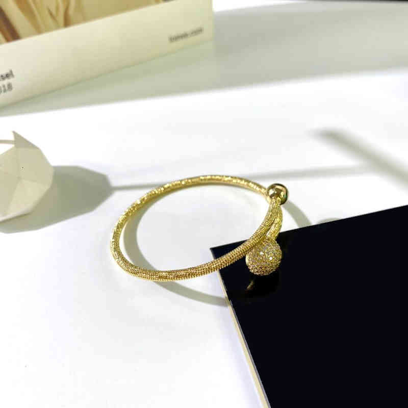 Charm Bracelets Korean Full Diamond Niche Design Metal Ball Adjustable Fashion Personality Ins Cool Wind