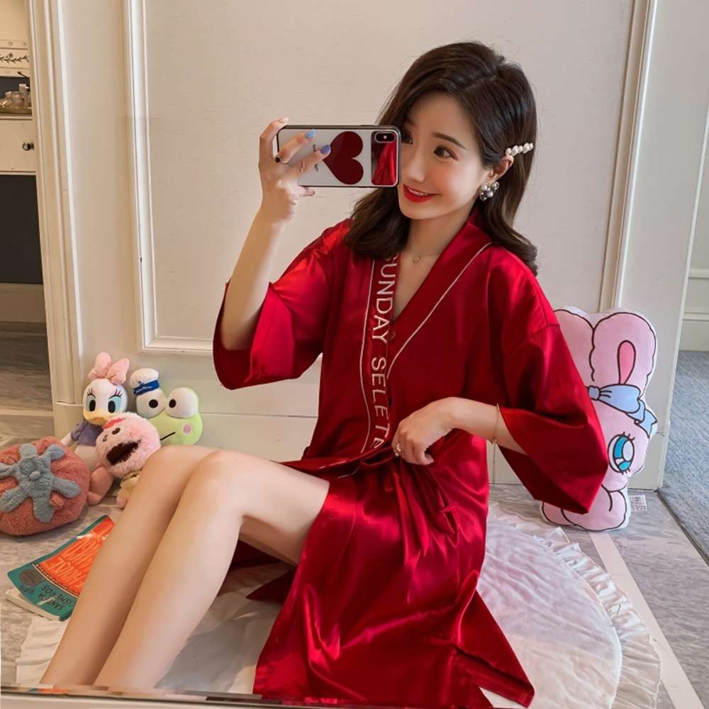 Silk summer sexy medium length Nightgown sweet pajamas women's bathrobe student home wear
Silk summer sexy medium length Nightgown sweet pajamas women's bathrobe student home wear