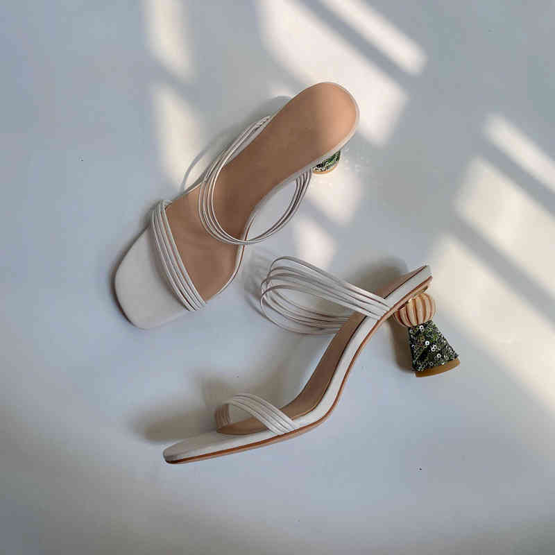 Sandals Summer shoes of women runway blogger ins fashion artisanal bangs colored sequins sandals women's square-heeled MY8Y, Black
Sandals Summer shoes of women runway blogger ins fashion artisanal bangs colored sequins sandals women's square-heeled MY8Y, Black