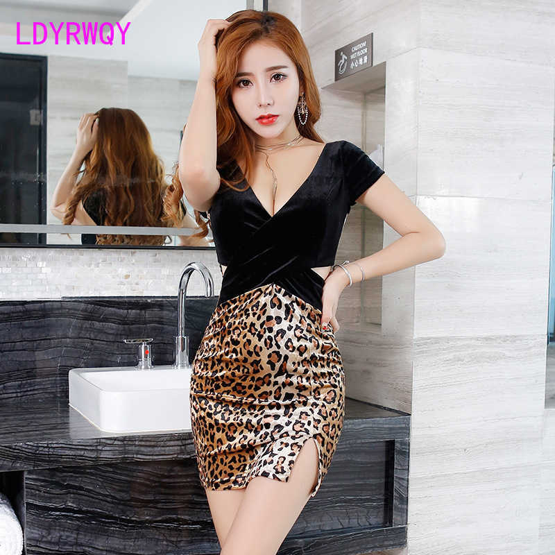 autumn and winter slim temperament gold velvet stitching package hip split nightclub sexy dress Knee-Length 210603, 01
autumn and winter slim temperament gold velvet stitching package hip split nightclub sexy dress Knee-Length 210603, 01