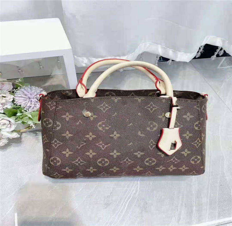 women leather edition 2021 luxurys designers Bags should 2005 nylon high quality l LV LOUIS VITTON Crossbody cross body, Red;black
women leather edition 2021 luxurys designers Bags should 2005 nylon high quality l LV LOUIS VITTON Crossbody cross body, Red;black