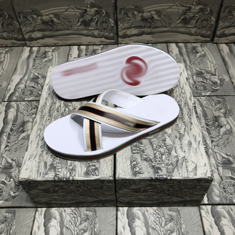 2021 Slipper Designer Slide Summer sandals Fashion Men Beach Indoor Flat Flip Flops Leather luxurys 7Shoes mens Slippers with box Size 39-45 -H221, White
2021 Slipper Designer Slide Summer sandals Fashion Men Beach Indoor Flat Flip Flops Leather luxurys 7Shoes mens Slippers with box Size 39-45 -H221, White