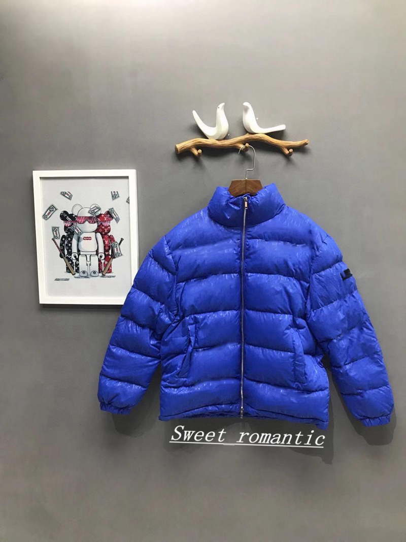 2021 winter jacket set, high quality parka for men womens hooded coat keep warm duck down
2021 winter jacket set, high quality parka for men womens hooded coat keep warm duck down
