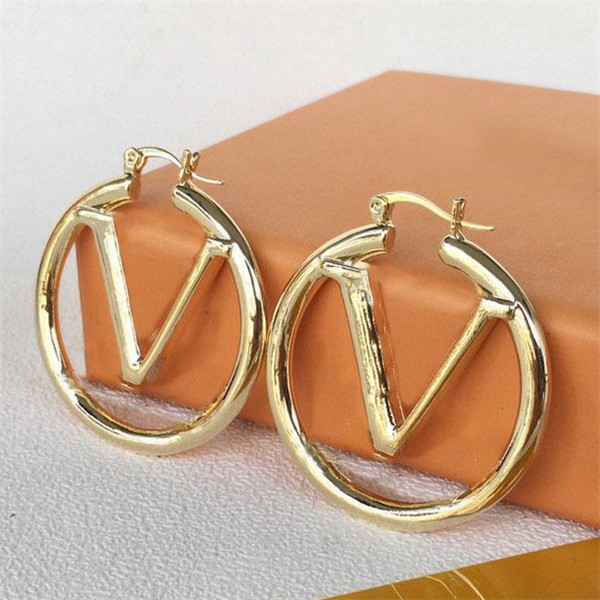 Fashion gold hoop earrings lady Women Party Wedding Lovers gift engagement Jewelry for Bride, Golden;silver
Fashion gold hoop earrings lady Women Party Wedding Lovers gift engagement Jewelry for Bride, Golden;silver