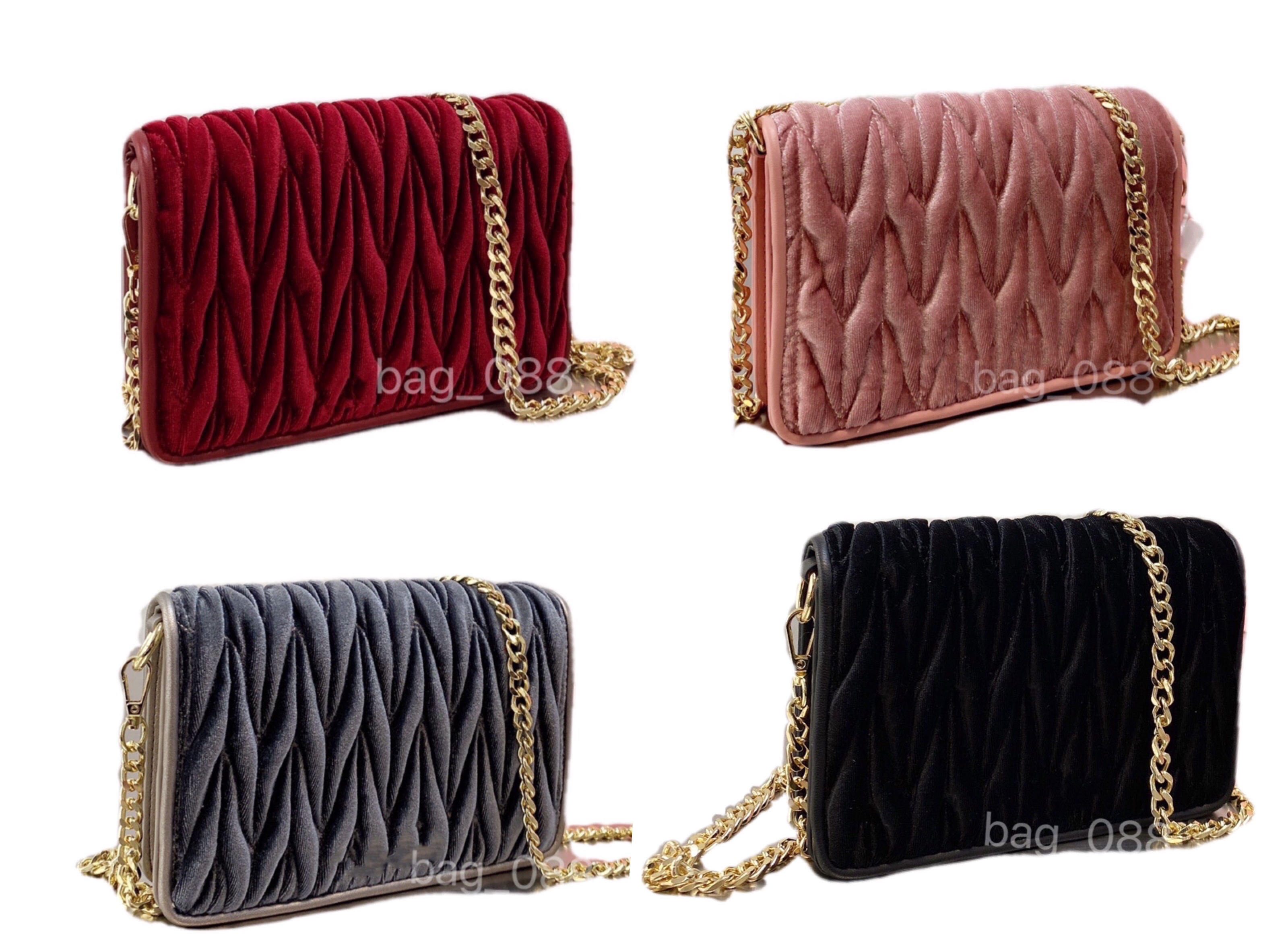 Fashion Luxury Design Top Imported Velvet Folded Clamshell Chain Bag Party Handbag Cosmetic Bags Exquisite Shoulder Package Multi-color Autumn And Winter, Customize
Fashion Luxury Design Top Imported Velvet Folded Clamshell Chain Bag Party Handbag Cosmetic Bags Exquisite Shoulder Package Multi-color Autumn And Winter, Customize