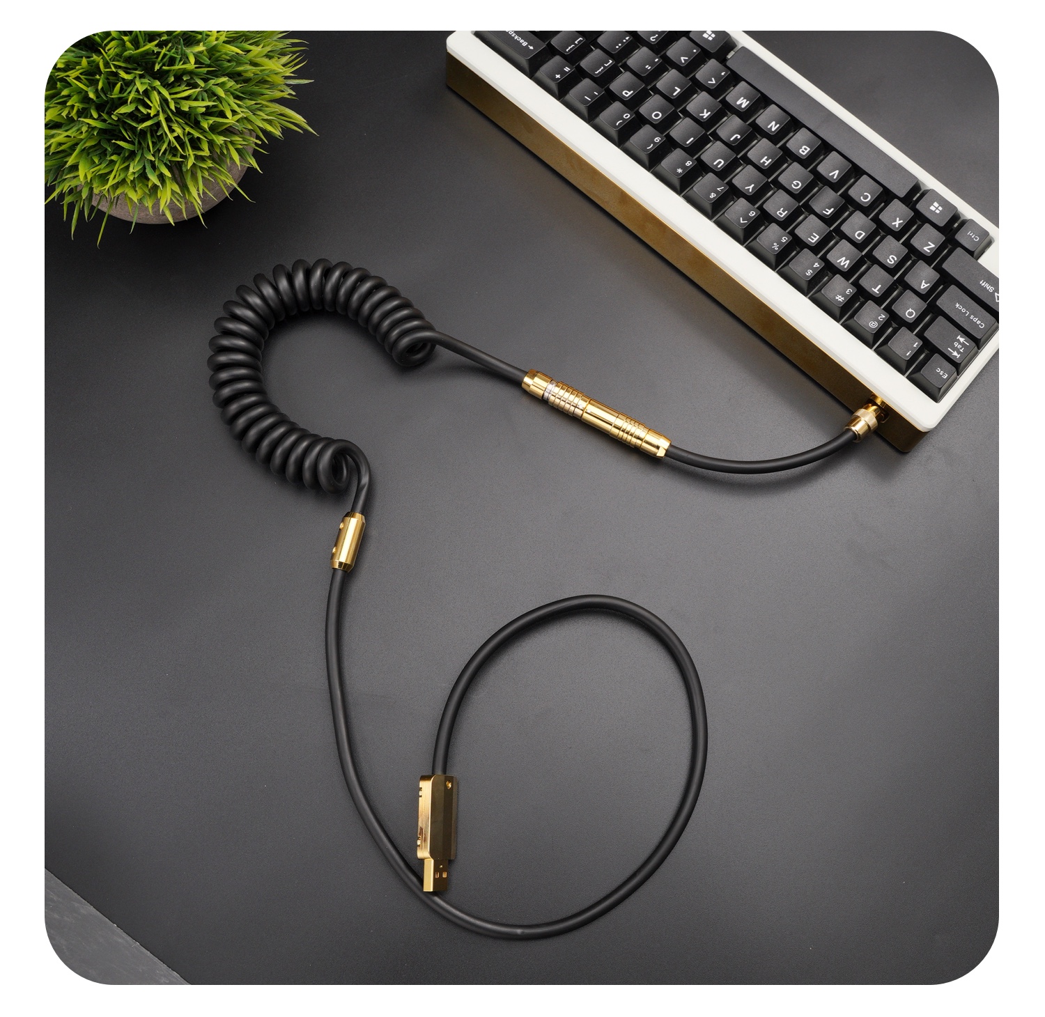 Geekcable Handmade Customized Mechanical Keyboad Data Cable Super Elastic Golden Spiral Rubber Keyboard Cable Gold And Black