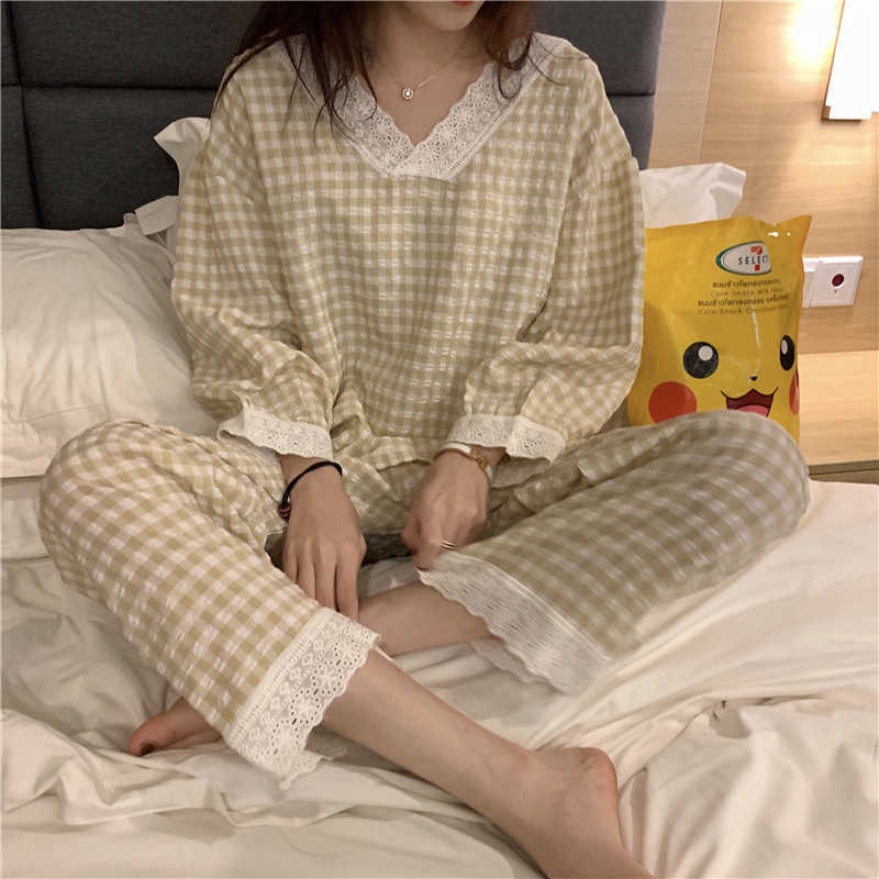 CAIYIER Korean Ulzzang Pink Plaid Print Pajamas Set Lovely V-Neck Girls Nightwear Loose Casual Long Sleeve Winter Homewear Suit 210924
