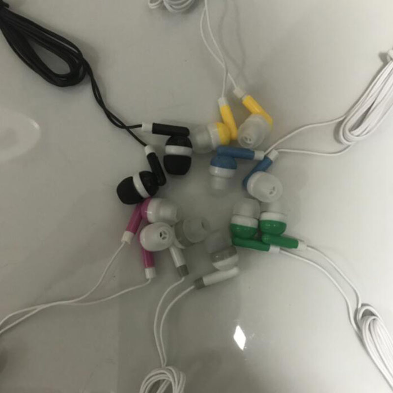 500PCS Bulk Disposable earphones headphones low cost earbuds for Theatre Museum School library,hotel,hospital Gift, Mixed color
500PCS Bulk Disposable earphones headphones low cost earbuds for Theatre Museum School library,hotel,hospital Gift, Mixed color