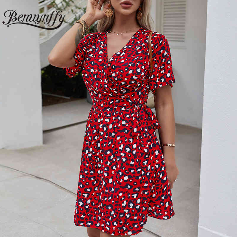 Surplice Neck Leopard Print Tie Waist Dresses Summer Short Sleeve A-Line Casual Women Mini Dress Street Clothing 210510