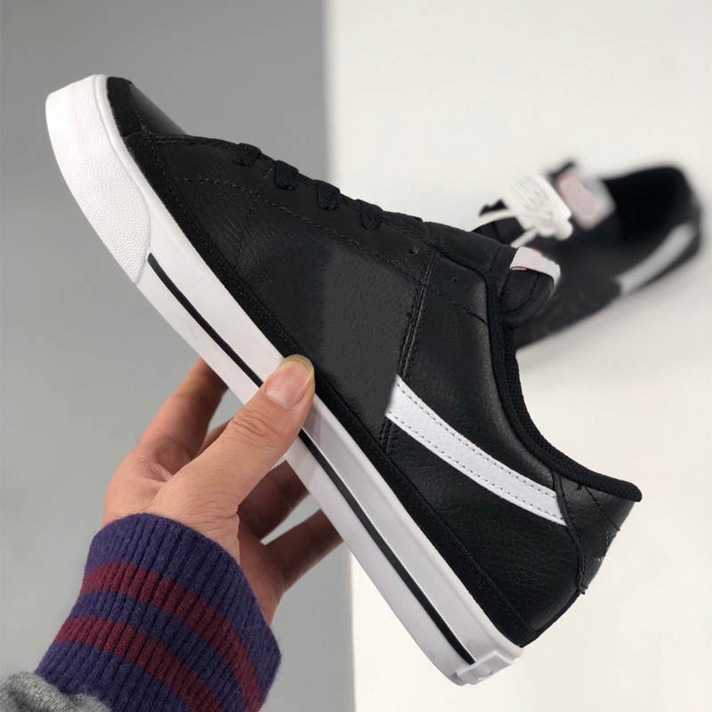 2021 Classic Retro Women Men Skate Shoes White Black Court Sport Legacy Sneakers Outdoor Trainer Running Shoe OG Quality
2021 Classic Retro Women Men Skate Shoes White Black Court Sport Legacy Sneakers Outdoor Trainer Running Shoe OG Quality