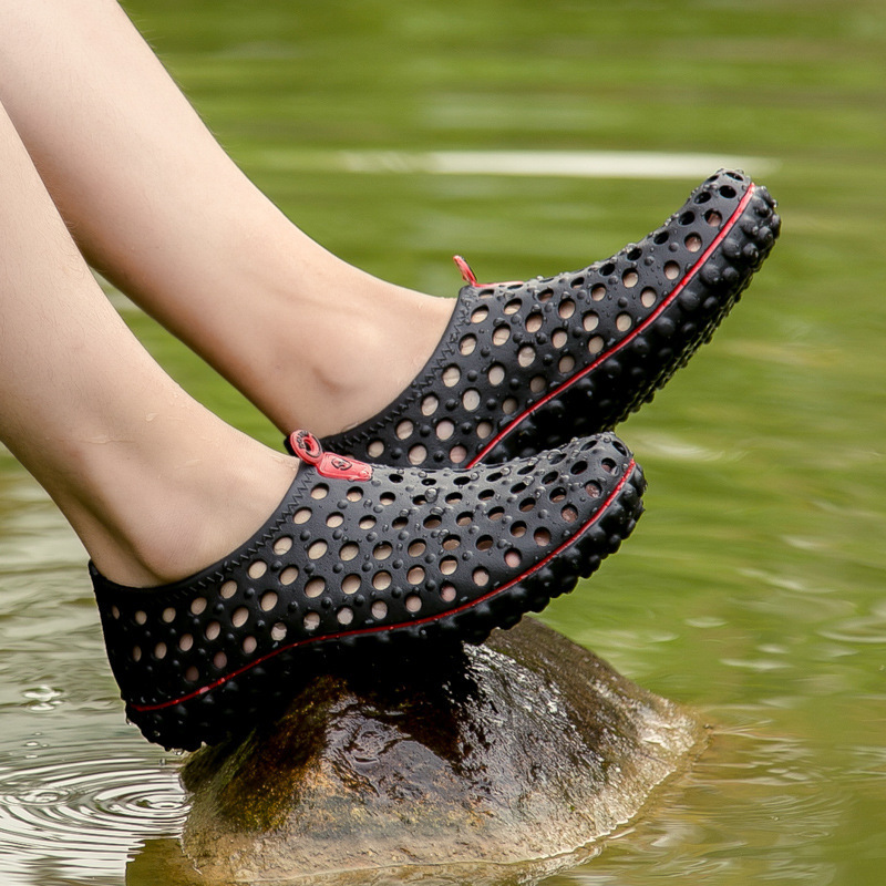 2021 spring and summer new Dongdong shoes men's Baotou casual waterproof shoes bird's nest beach antiskid men's slippers, Black
2021 spring and summer new Dongdong shoes men's Baotou casual waterproof shoes bird's nest beach antiskid men's slippers, Black