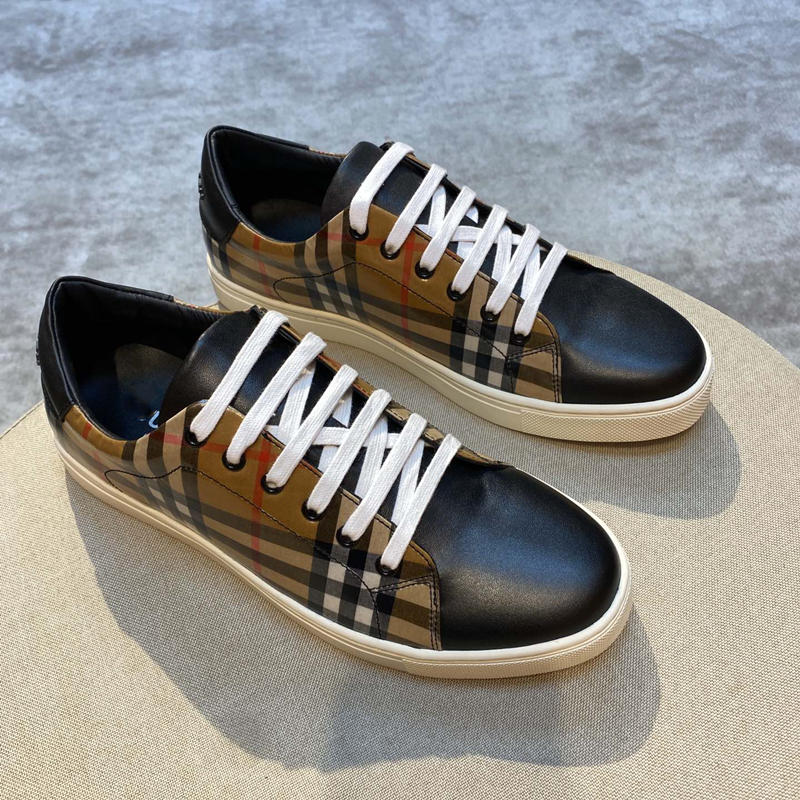 New style men's sneakerluxury designer shoes, leather flat bottom low-top lace-up fashion comfortable casual shoes size35-45
New style men's sneakerluxury designer shoes, leather flat bottom low-top lace-up fashion comfortable casual shoes size35-45
